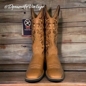 Twisted X Cowgirl Blush on Blush Boots